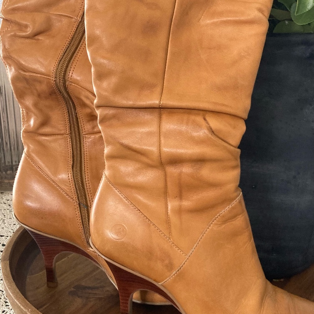 Women's Tan Leather Boots